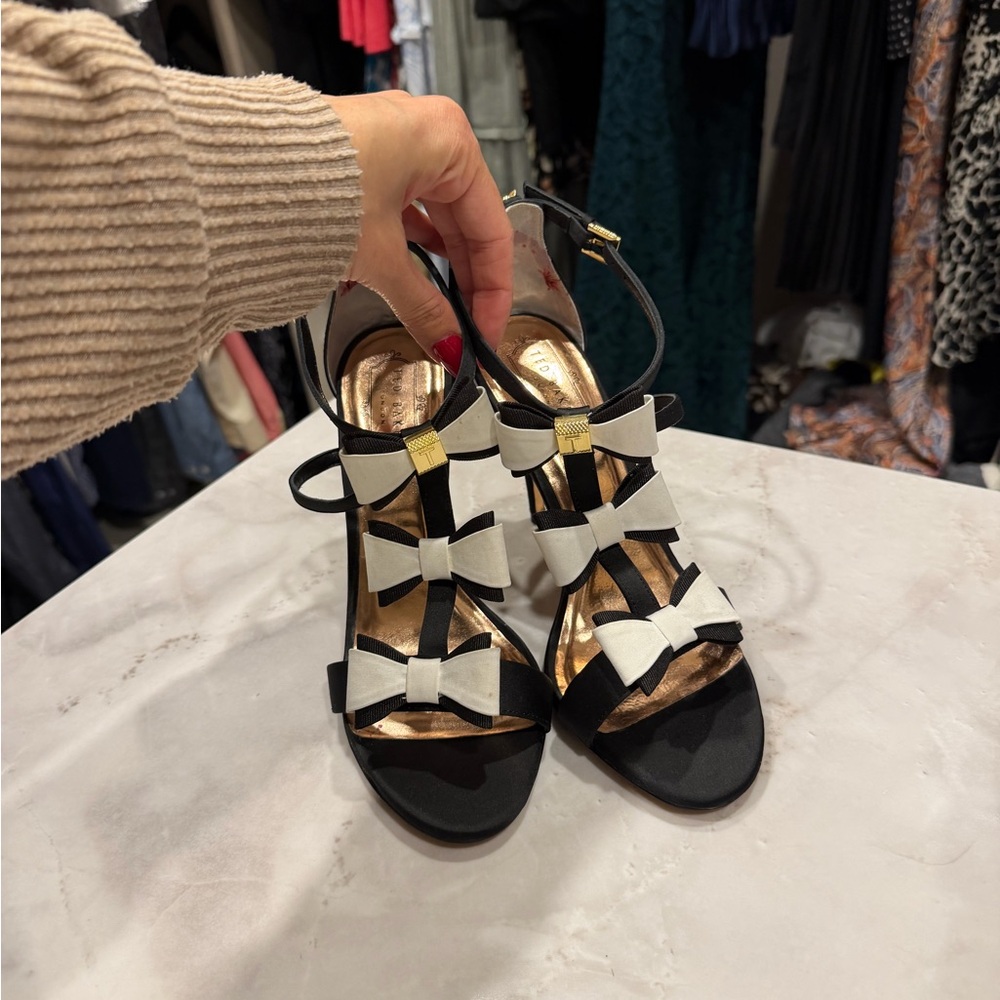 New Ted Baker Appolini black and white textile T-bar high-heeled sandal
